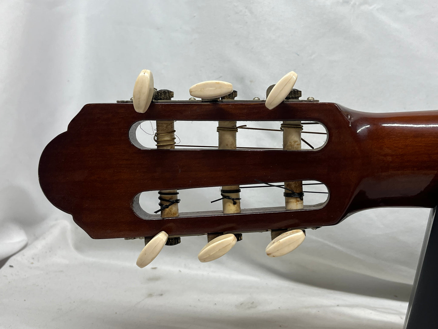 Yamaha Eterna EC-12 Classical Acoustic Guitar