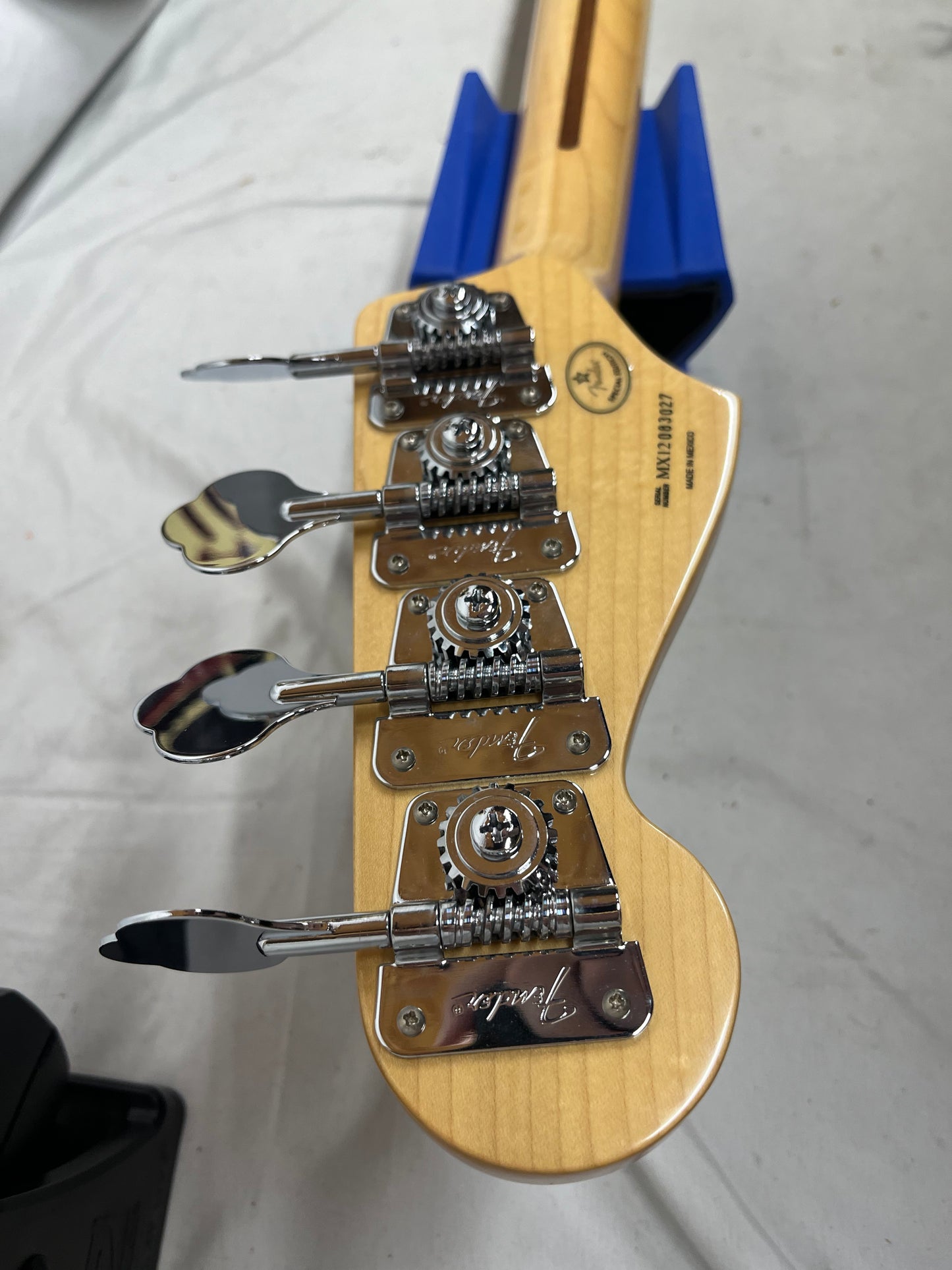 Fender Antigua Jazz Bass 4-String Electric Bass with Hard Case 2012 - Antigua