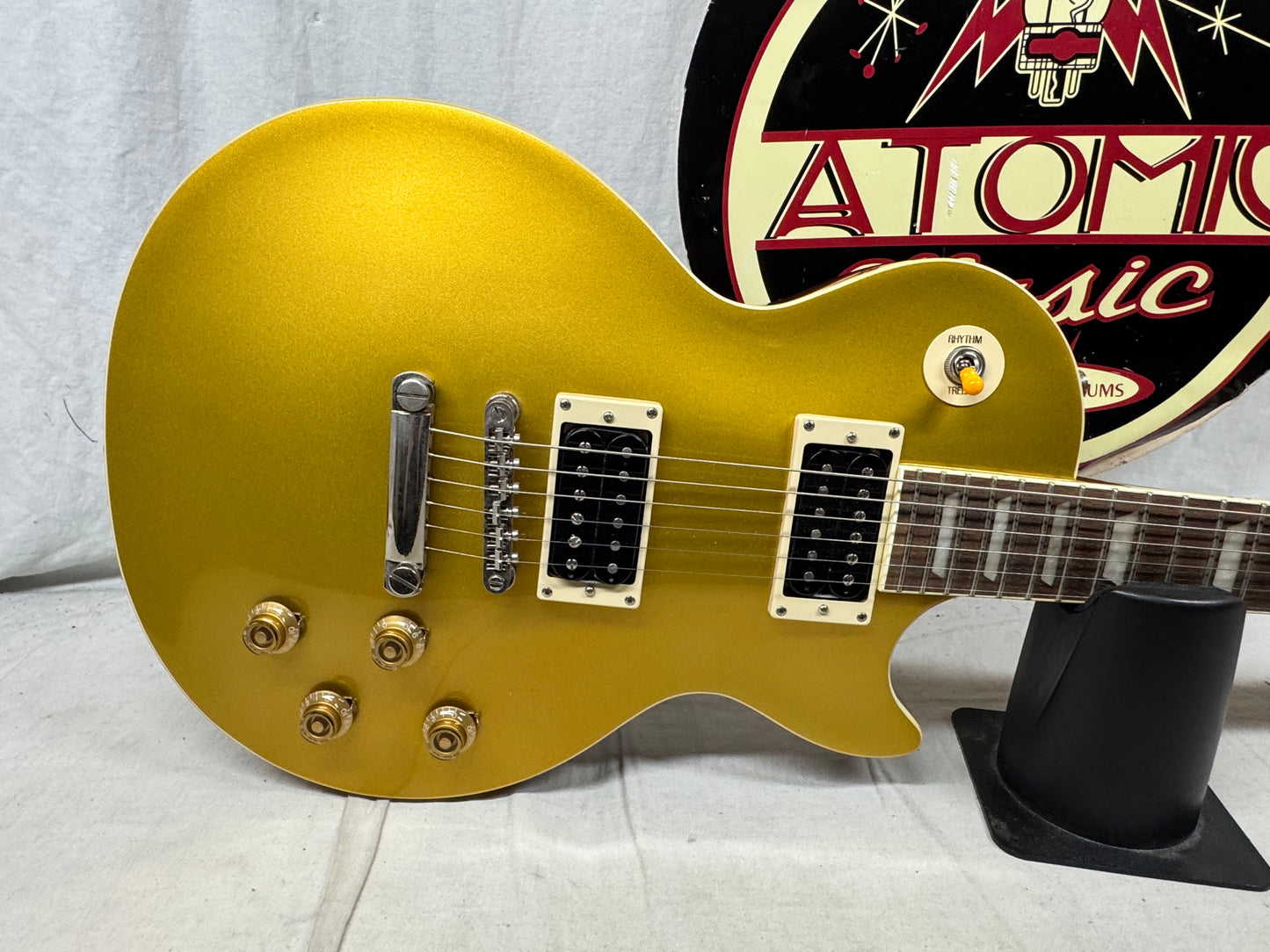 Epiphone Slash "Victoria" Les Paul Standard Guitar with Case 2021 - Gold Top goldtop