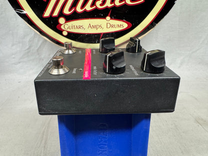 TC Electronic Vintage Bass Distortion Pedal