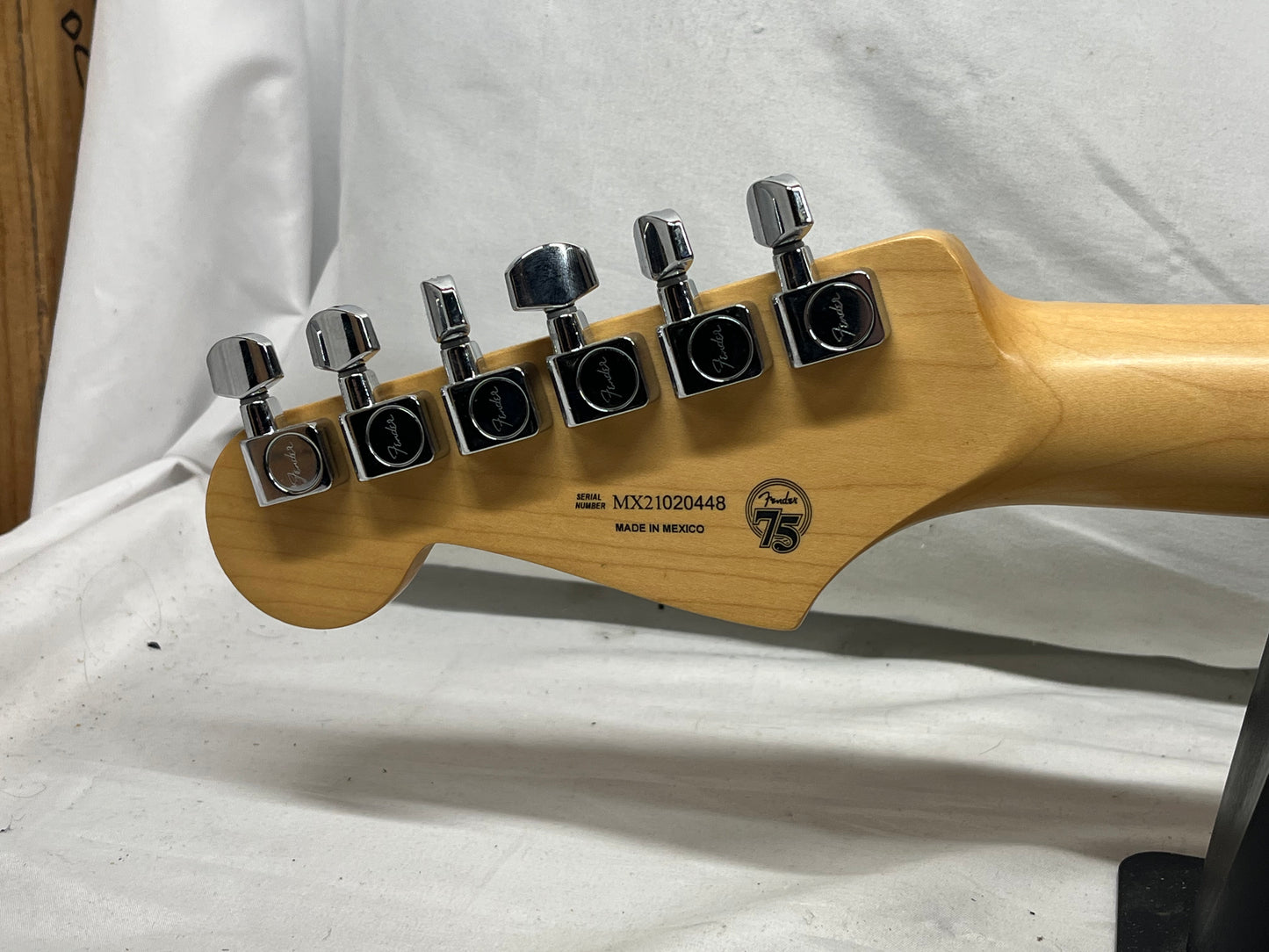 Fender Limited Edition Player Stratocaster HSS Plus Top Electric Guitar MIM - Made in Mexico - Blue Burst