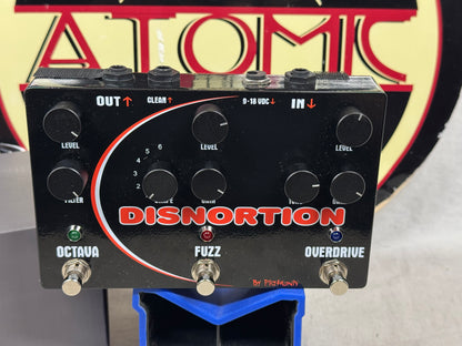 Pigtronix OFO Disnortion Overdrive Distortion Fuzz Pedal with Box