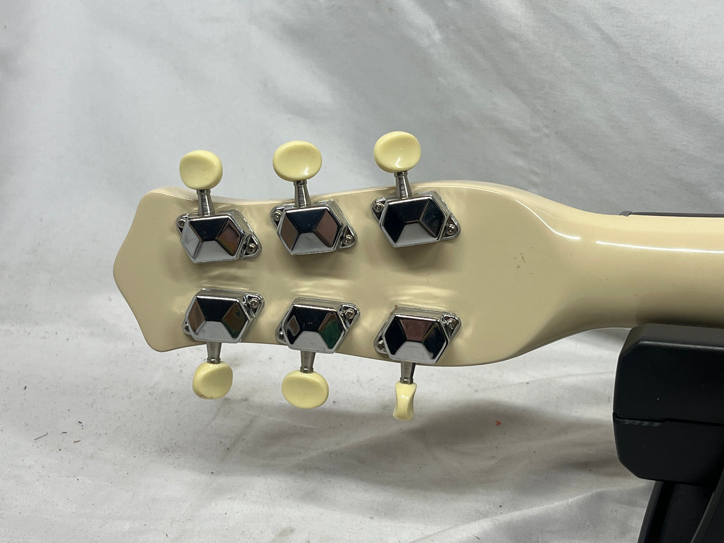 Danelectro 56-U2 Reissue Singlecut Electric Guitar with Hard Case