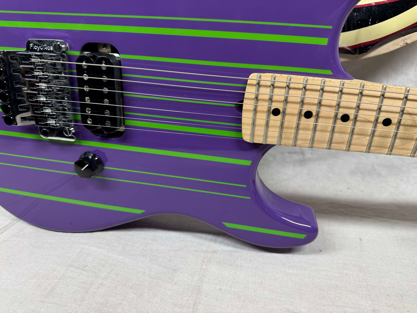 Mean Street Guitars meanstreet Unchained Tour Guitar with Case - Joker