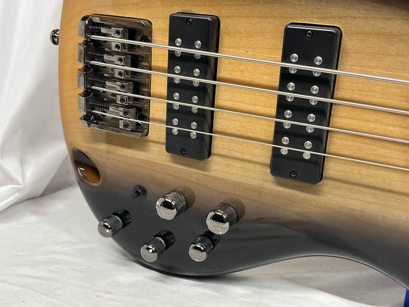 Ibanez Soundgear SR370E 4-String Electric Bass - Image 5