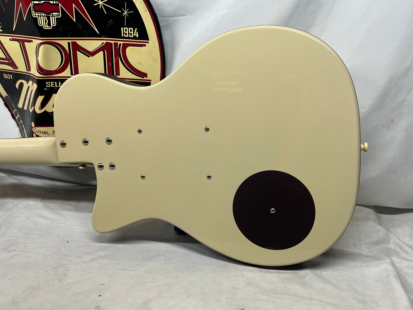 Danelectro 56-U2 Reissue Singlecut Electric Guitar with Hard Case