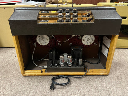 Gibson GA-400 Vintage Guitar Tube Amplifier Combo - Local Pickup Only