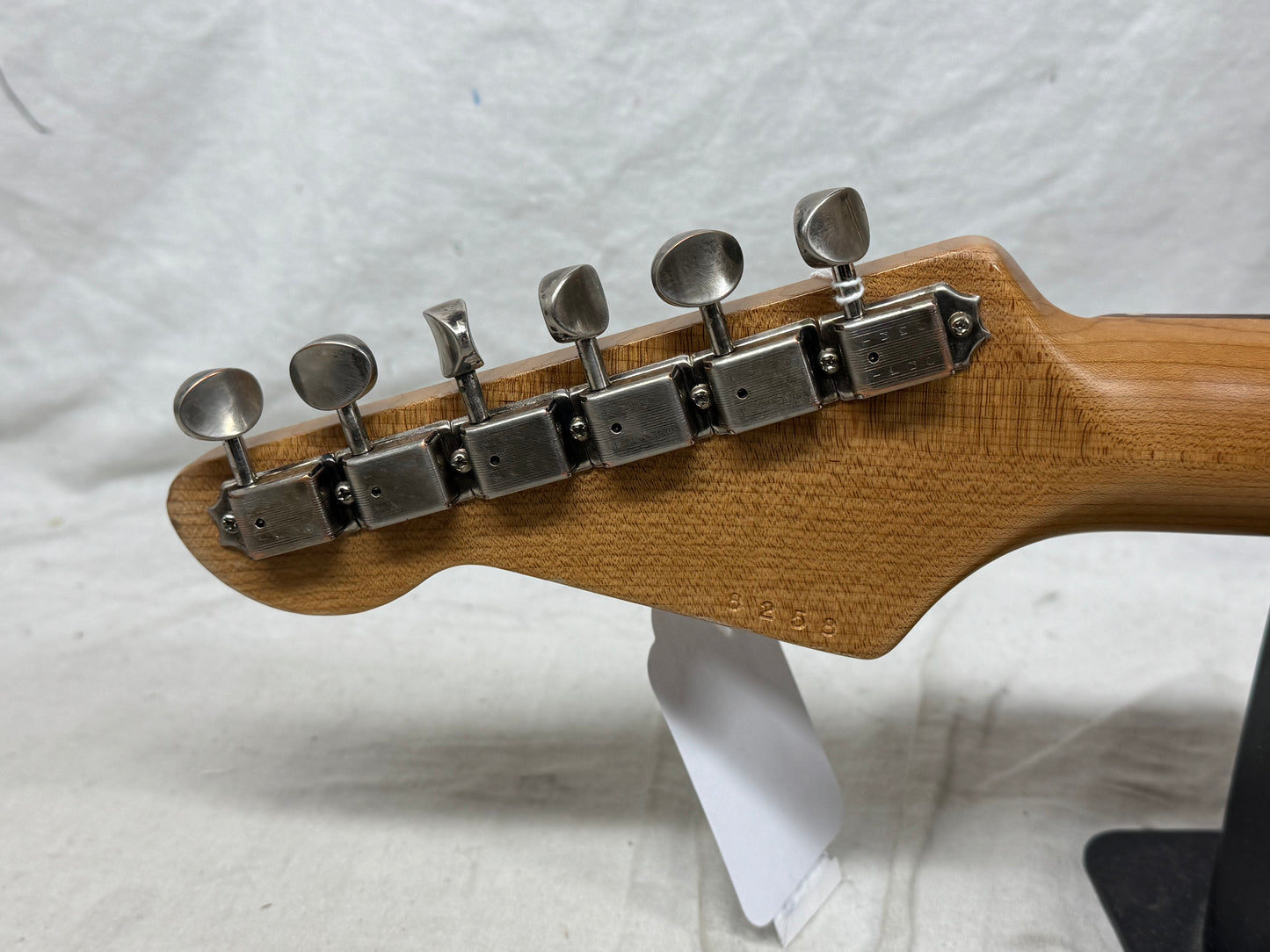 LsL Instruments Saticoy HSS (22 fret) Guitar with Case - Vintage Cream