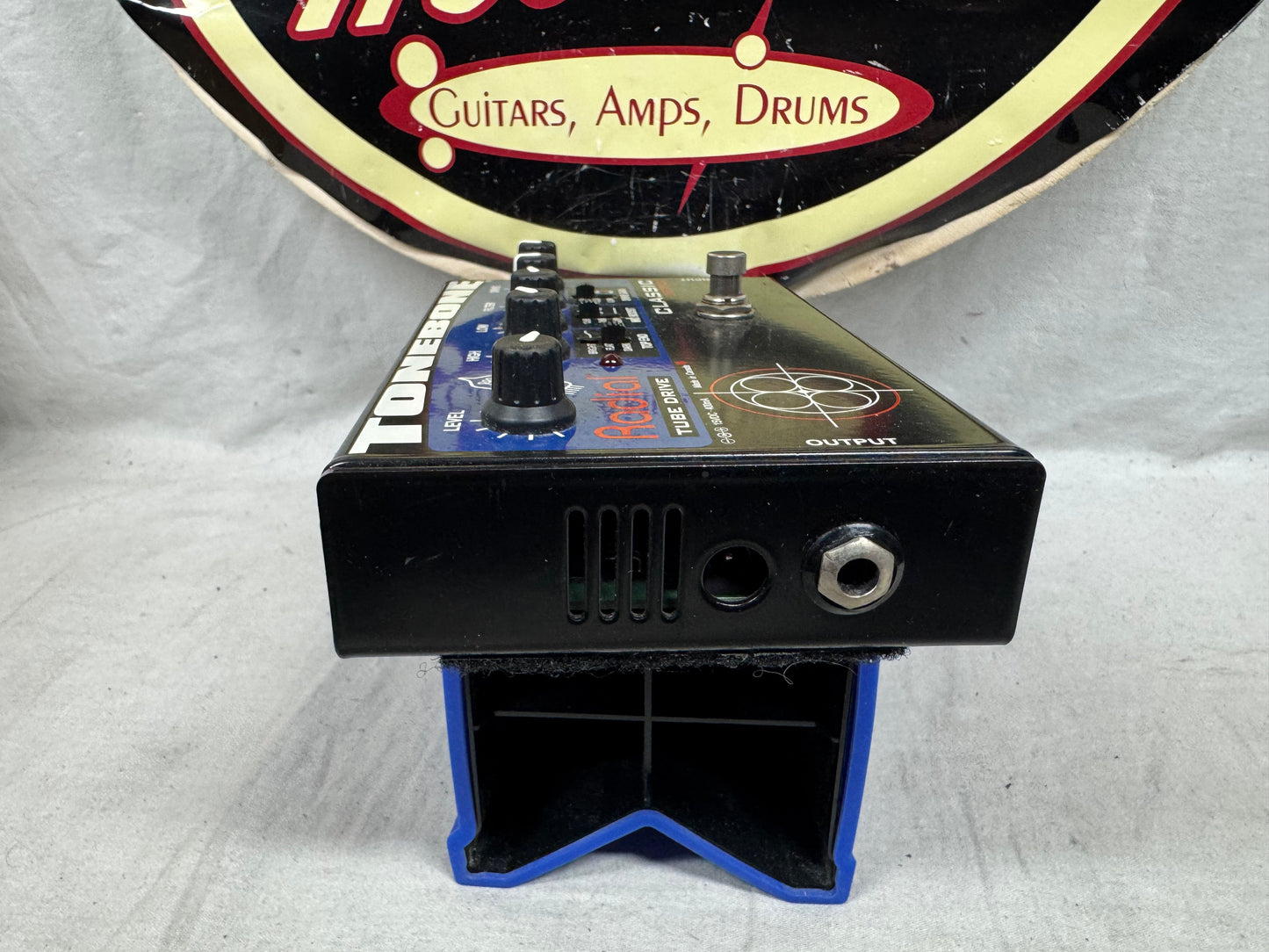 Radial Engineering ToneBone Series Classic Distortion Pedal with Power Supply