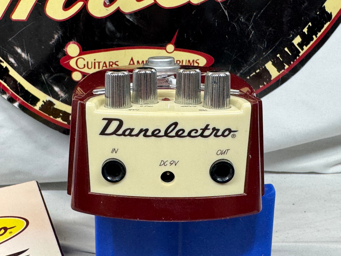 Danelectro DD-1 dd1 Fab Tone Distortion Pedal with Box