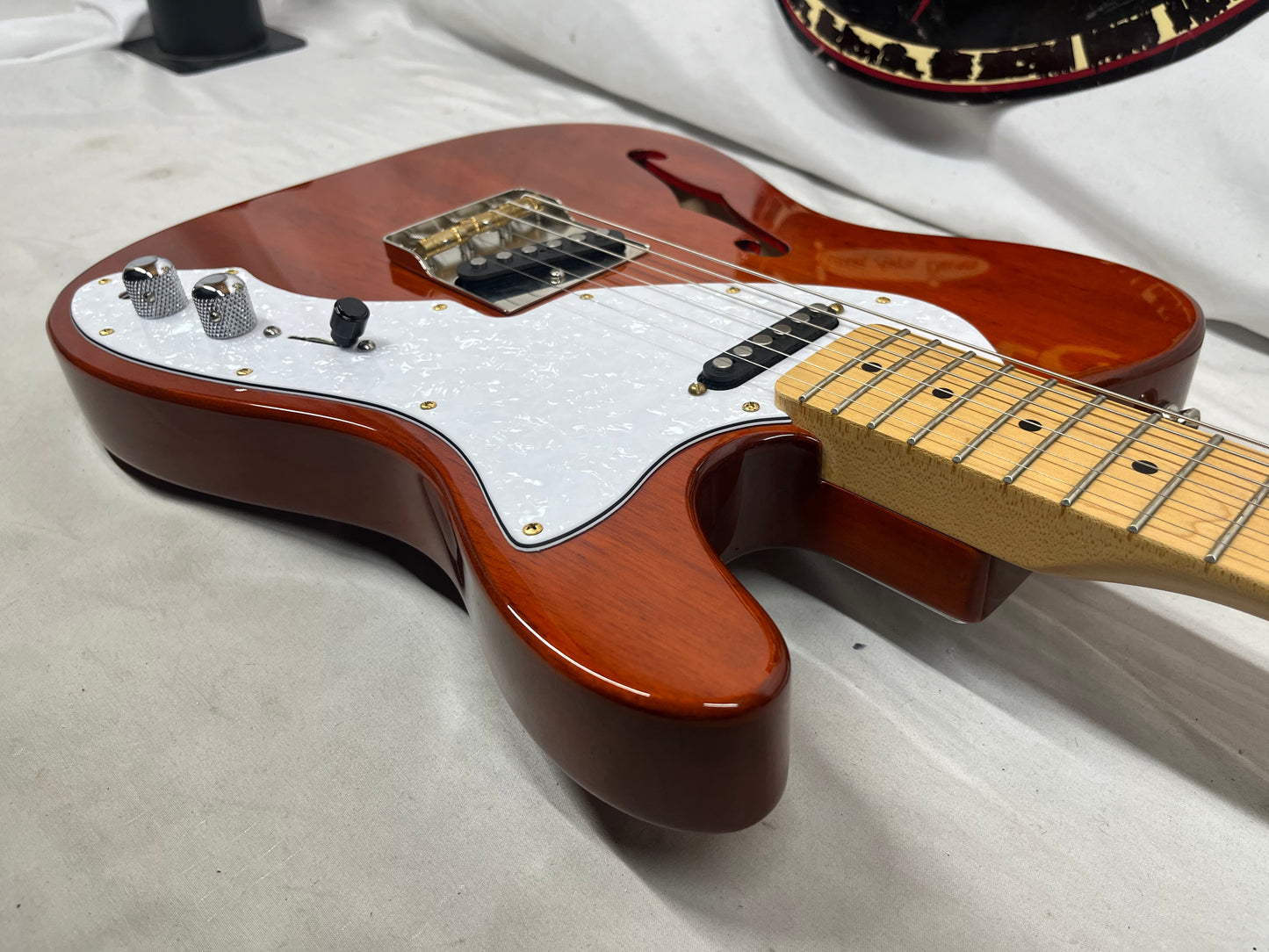 Squier Classic Vibes '60s Telecaster Tele Semi-Hollow Body Electric Guitar