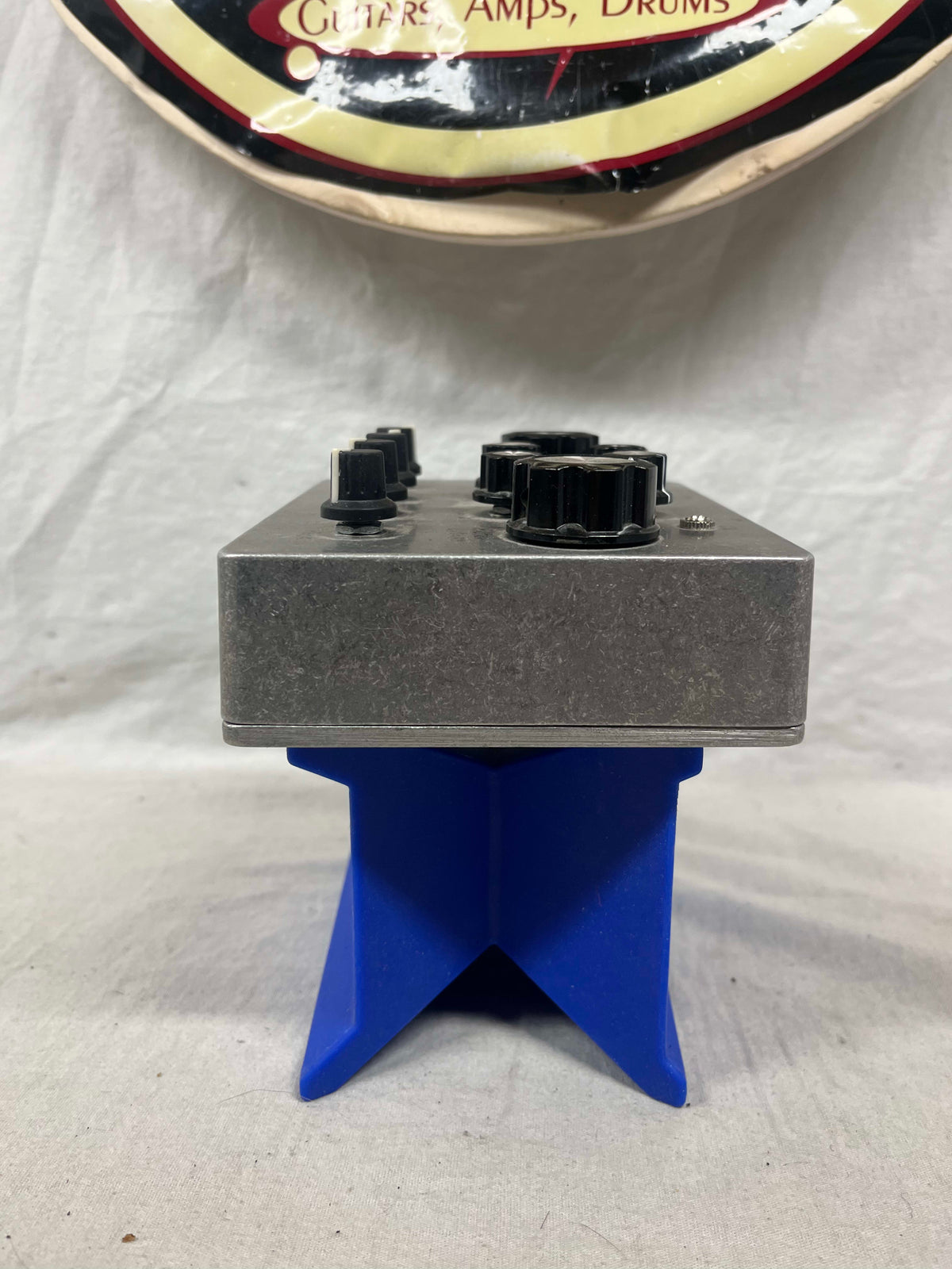 Unknown Manufacturer Pillow Please ? Synthesizer Pedal