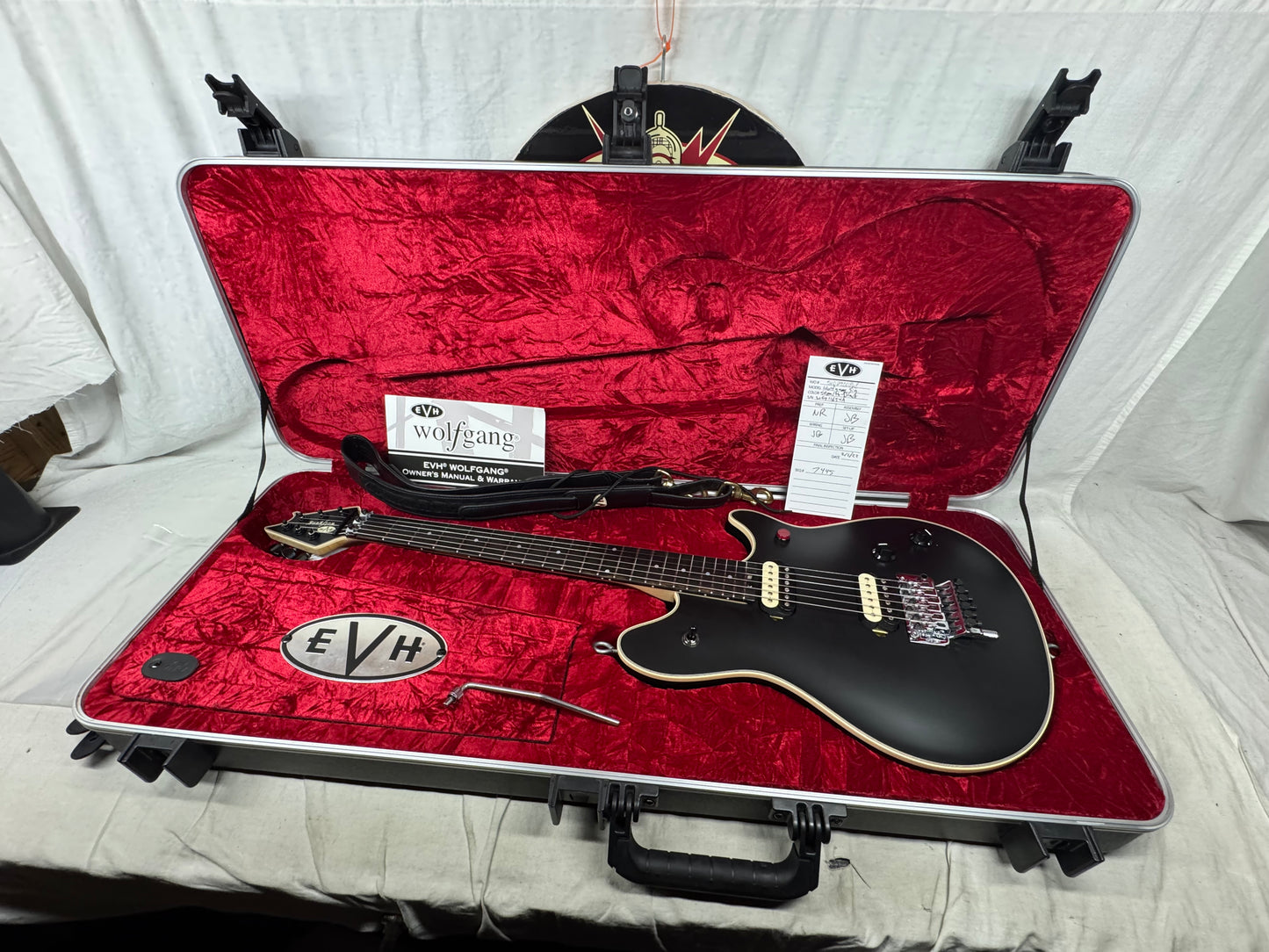 EVH Eddie Van Halen Wolfgang Signature Guitar with Case 2022 - Stealth Black