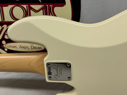 Fender American Professional Jazz Bass V 5-string J-Bass 2017