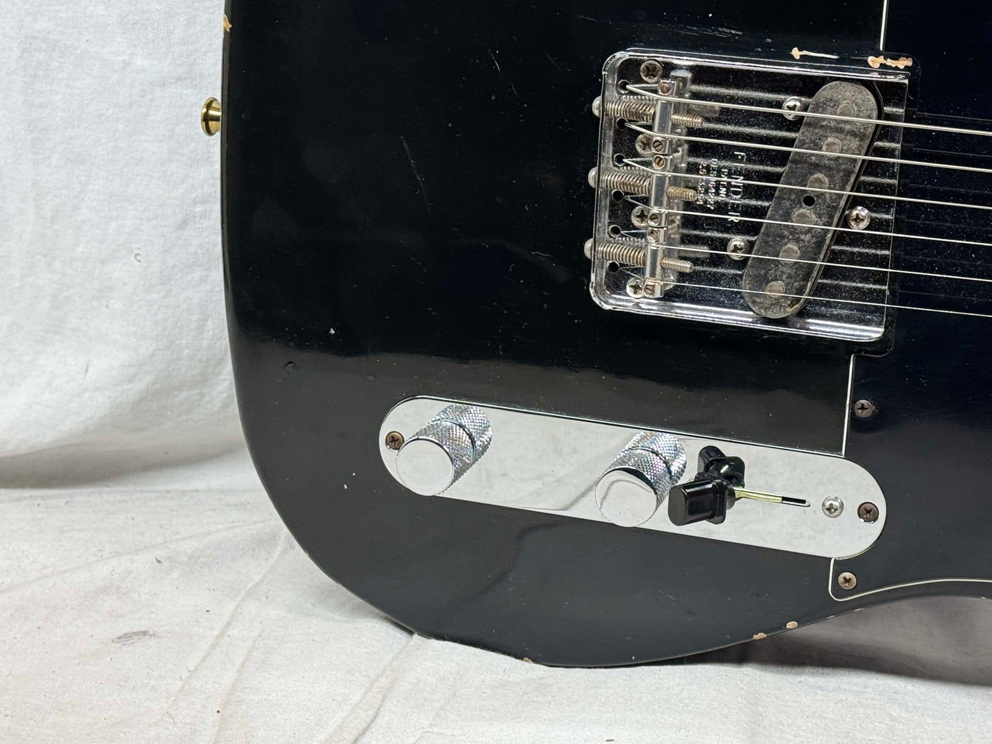 Fender Vintage USA Telecaster Guitar with non-original Case 1978 - Black / Maple neck