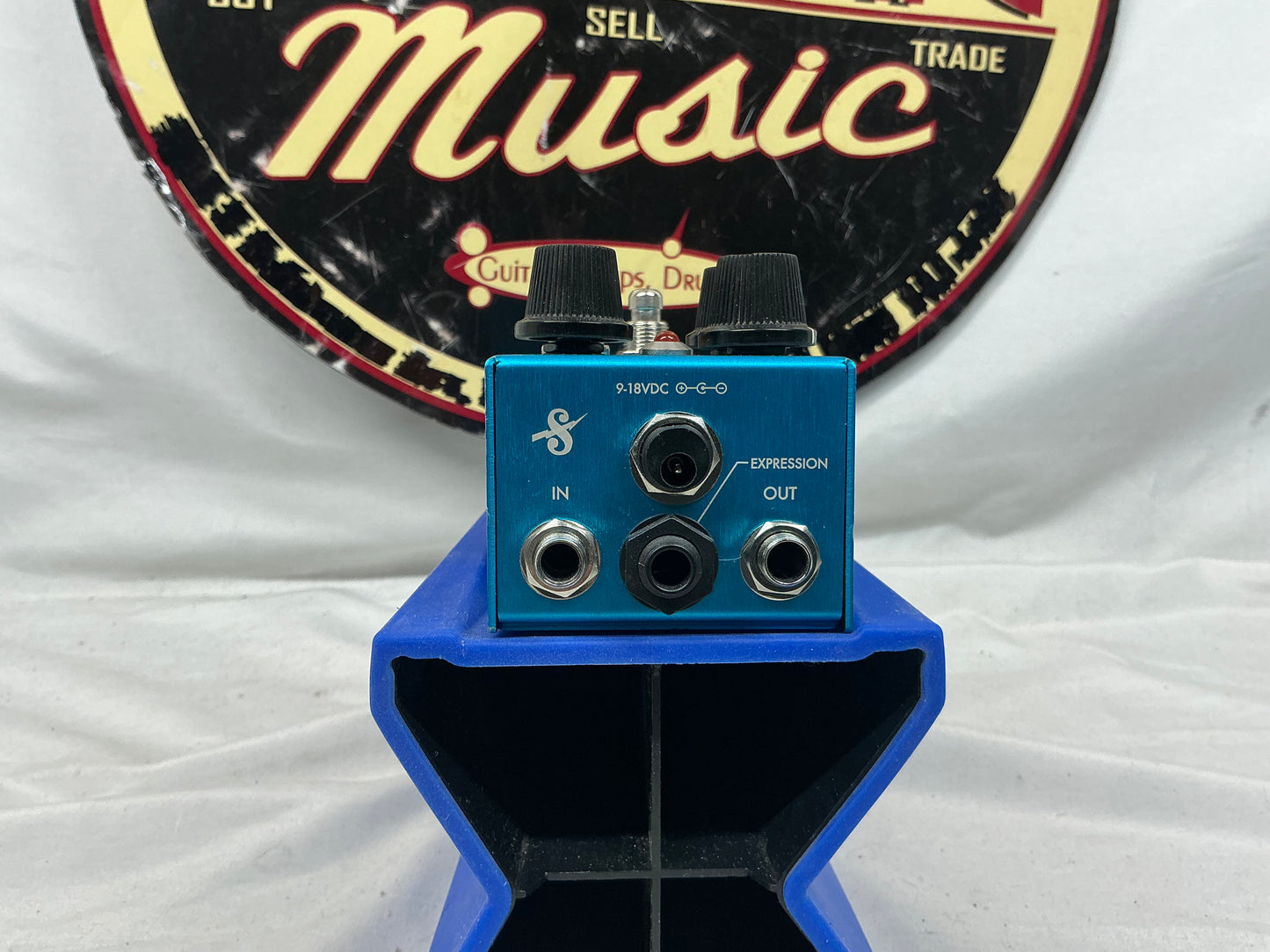 Supro Model 1310 Tremolo Pedal