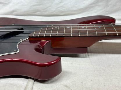 Gibson Victory 4-string Bass with Case - Image 14