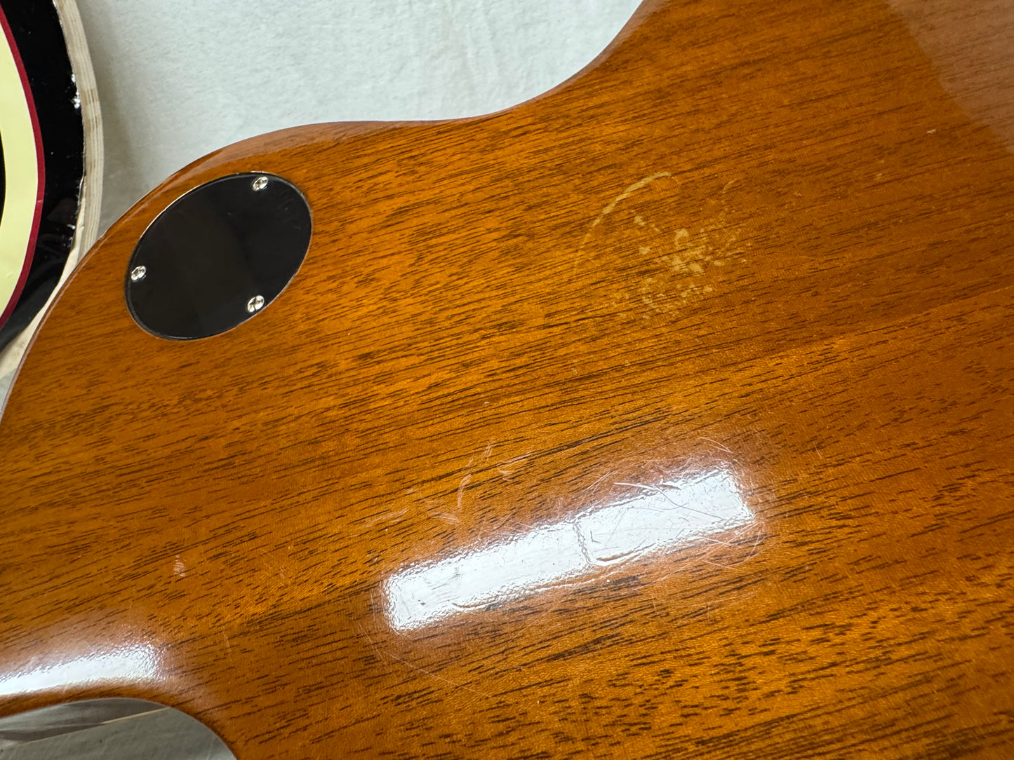 Gibson LPCGVSCH1 Les Paul Traditional Pro Guitar with Case 2012 - Vintage Sunburst