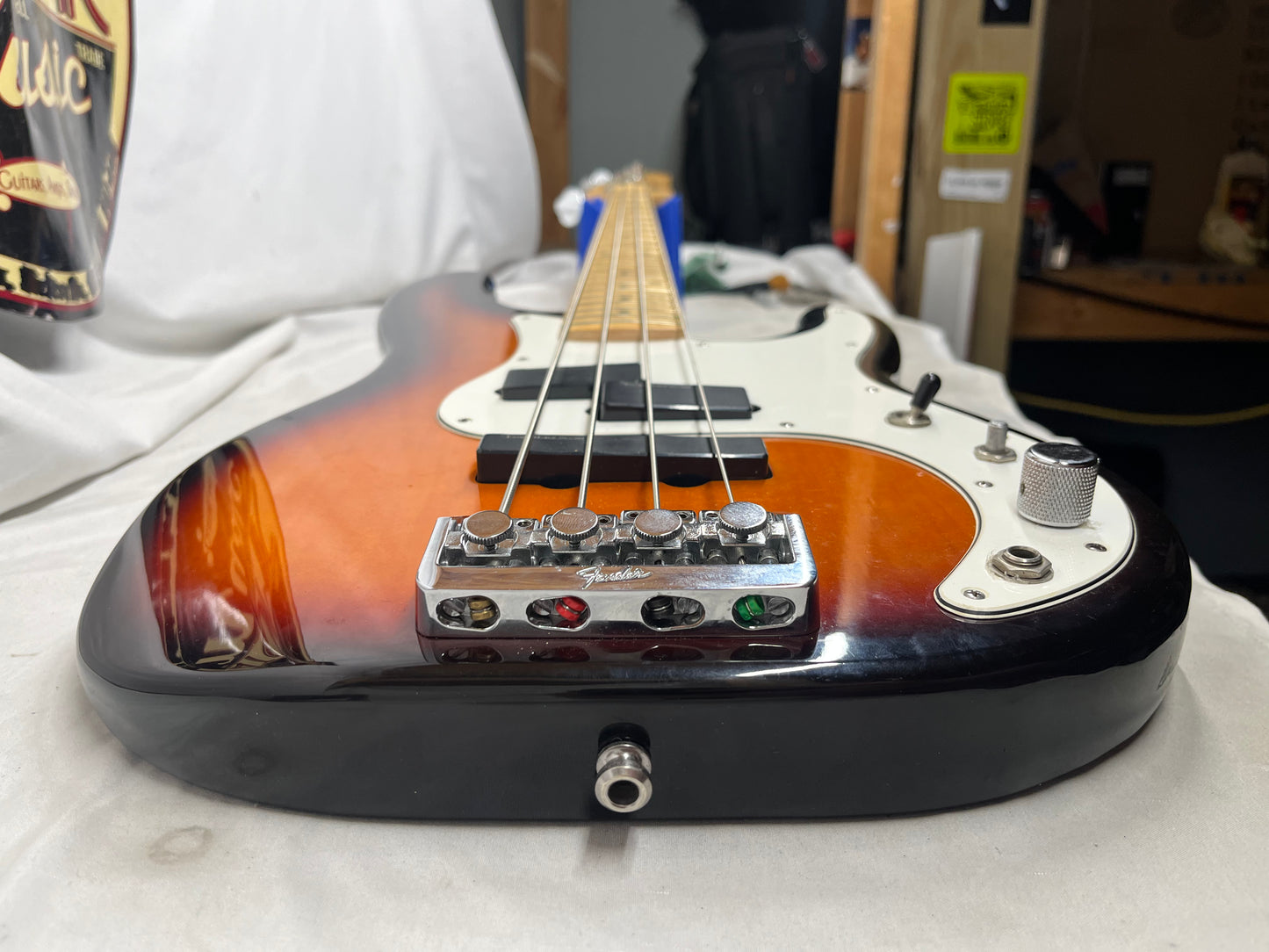 Fender Precision Bass P-Bass Plus 4-String Electric Bass - Brown Sunburst
