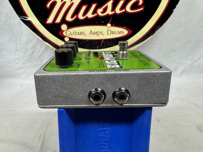 Electro-Harmonix Bass Big Muff Pi π Bass Fuzz Distortion Pedal