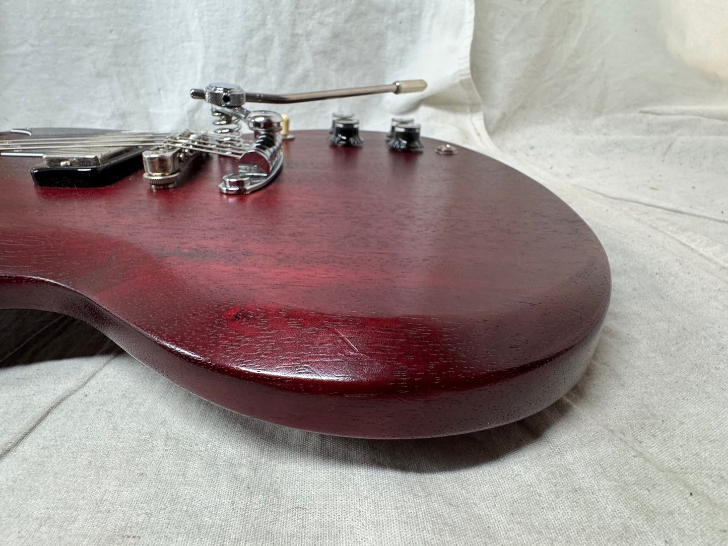 Gibson SG Special Guitar with Case 2018