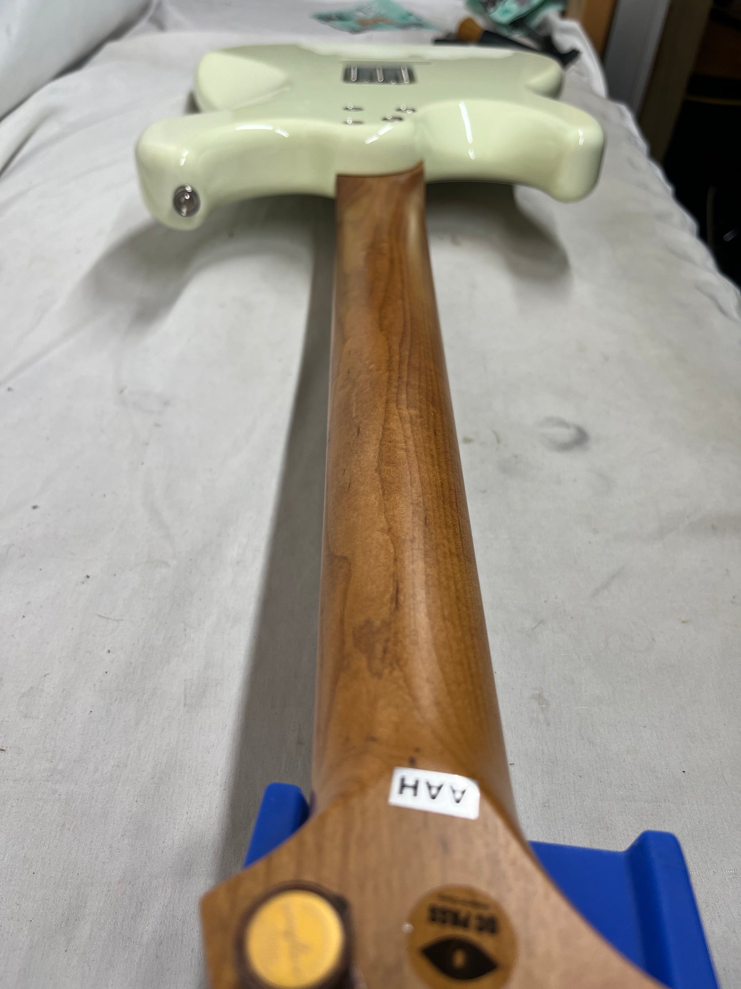 JET JS-300 S-Style Doublecut HSS Electric Guitar