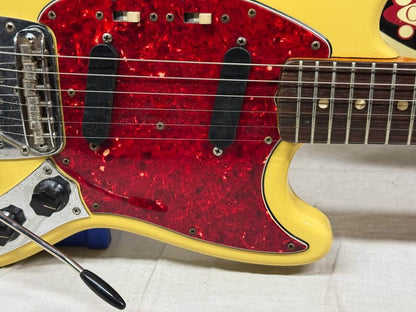 Fender USA Mustang Guitar - Image 5