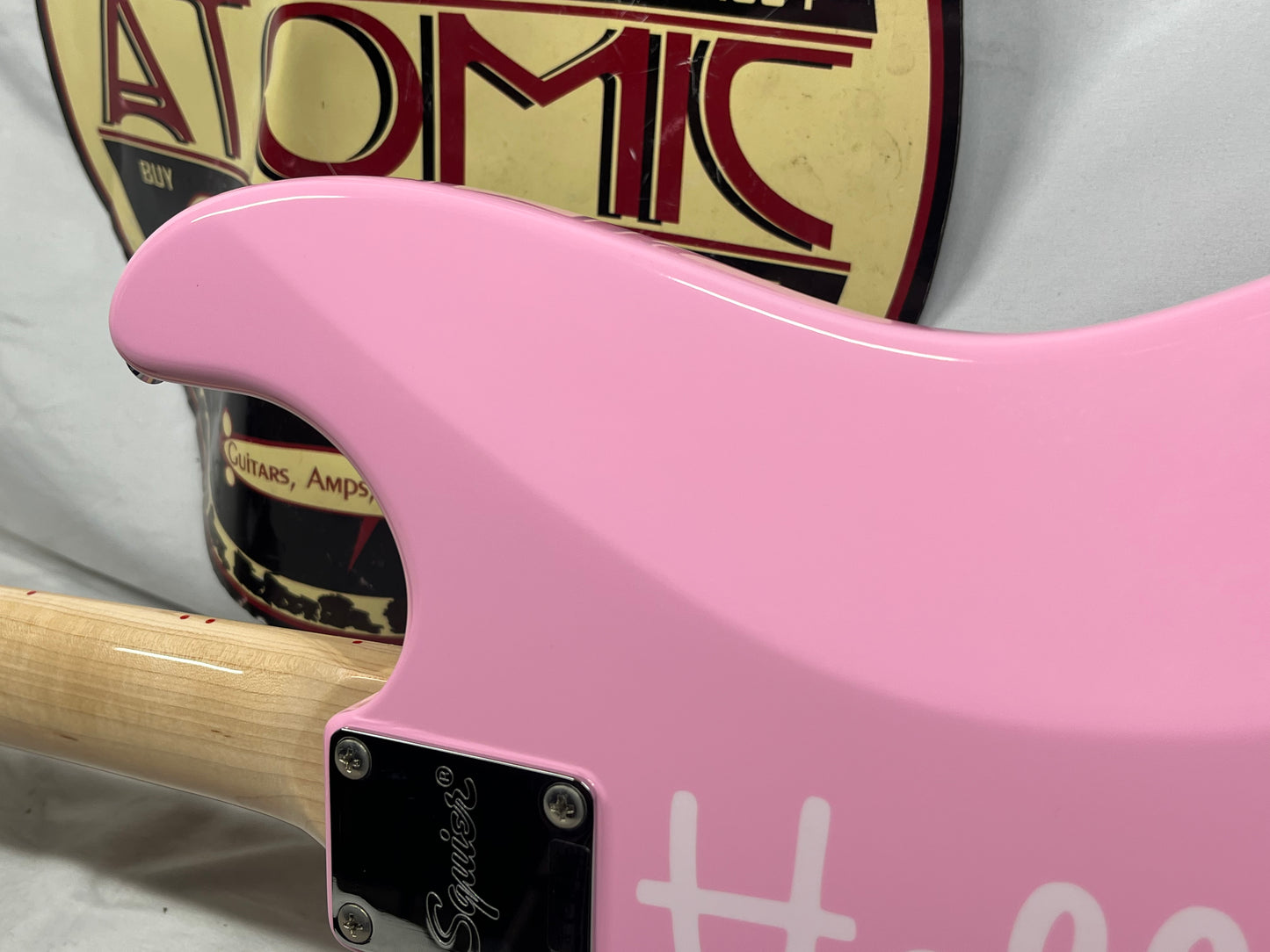 Squier by Fender x Hello Kitty Stratocaster Strat Electric Guitar 2024 with Hello Kitty Gig Bag - Pink