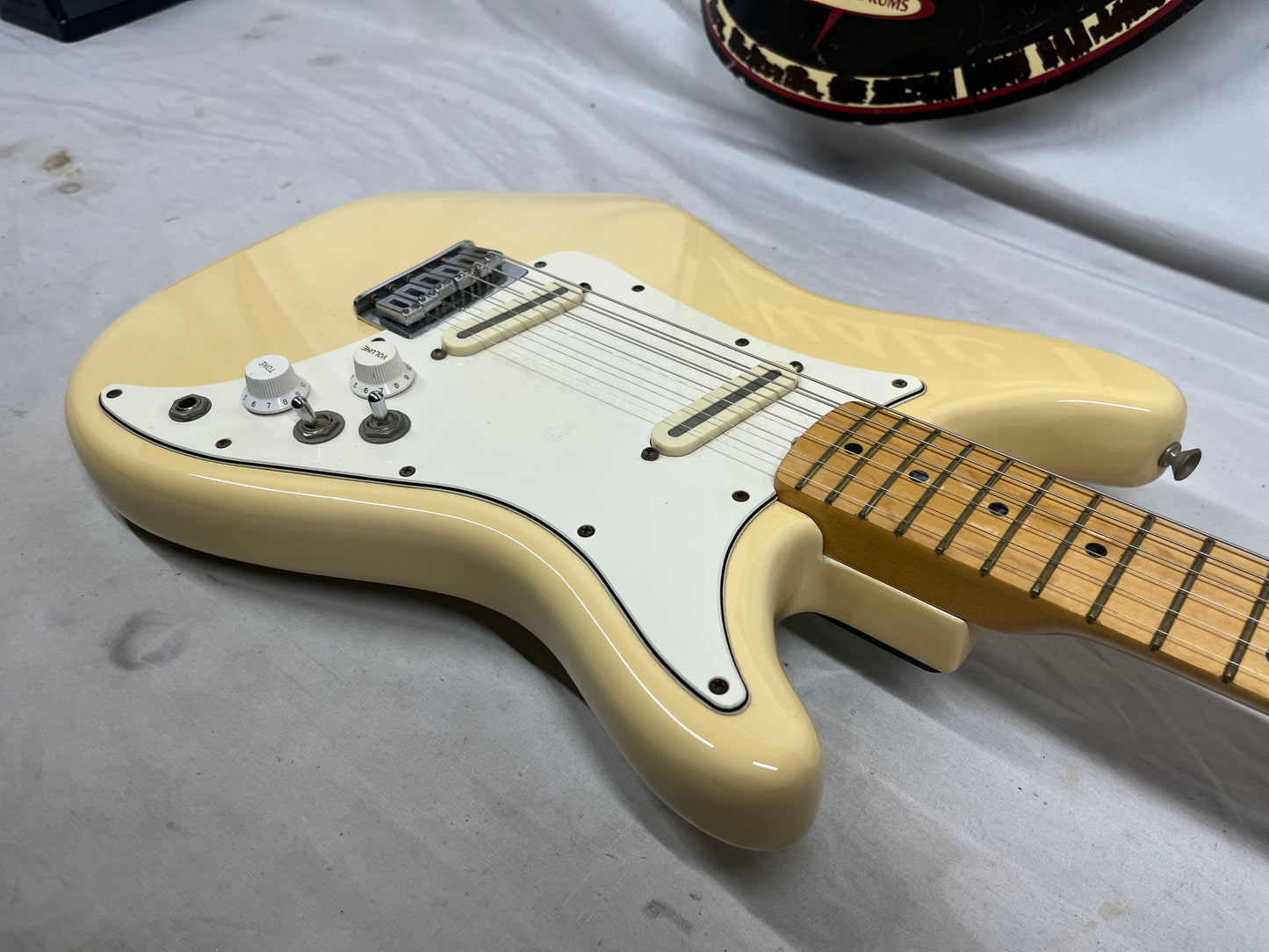 Fender Lead II Electric Guitar with Case