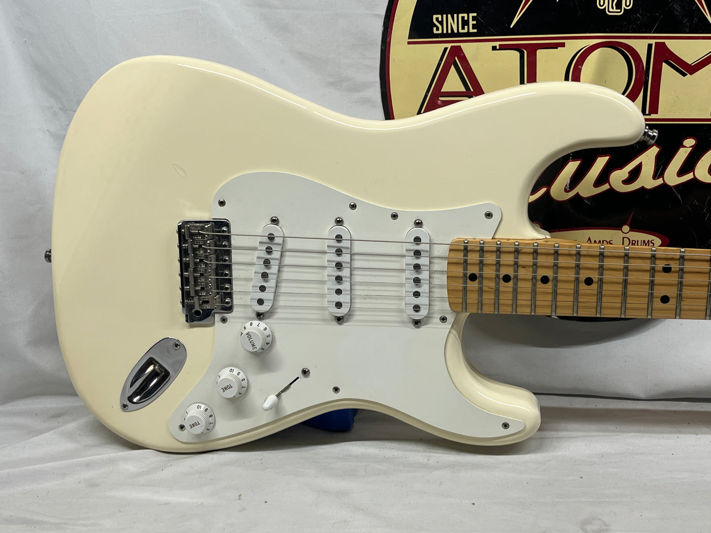 Fender Jimmie-Vaughn Tex-Mex Stratocaster Strat Electric Guitar MIM - Made in Mexico - Olympic White