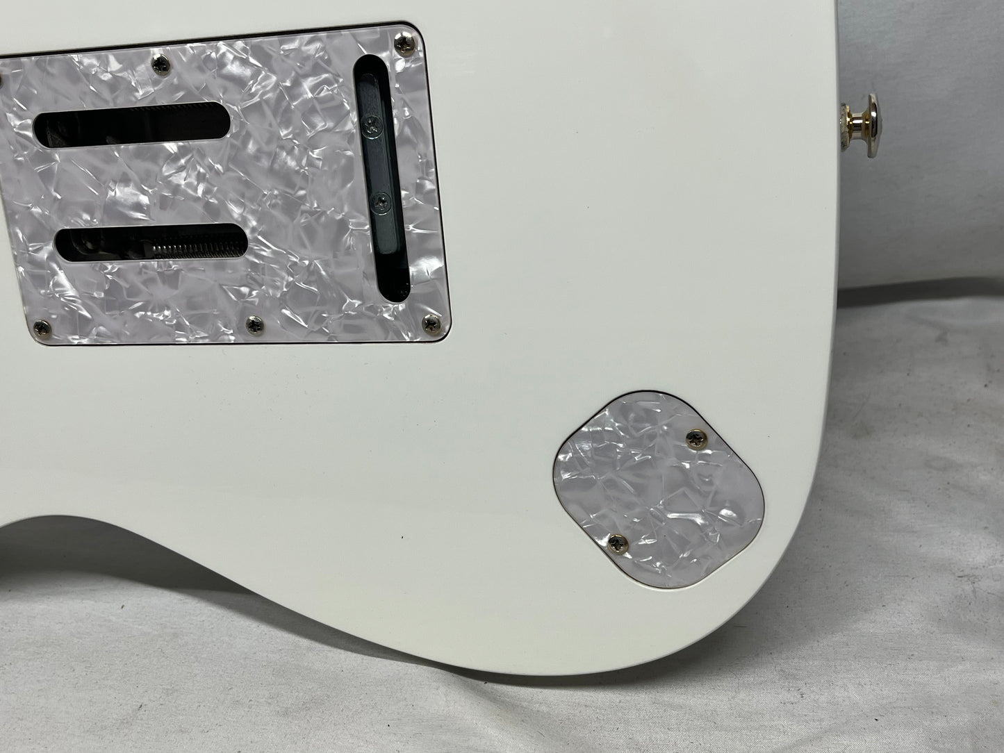Ibanez JEM7V Prestige Steve Vai Signature HSH Electric Guitar with Hard Case - White