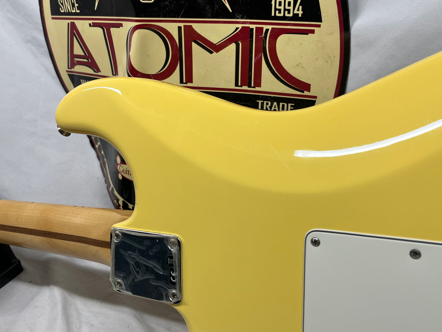 Fender Player Stratocaster Strat HSS Electric Guitar MIM - Made in Mexico - Buttercream
