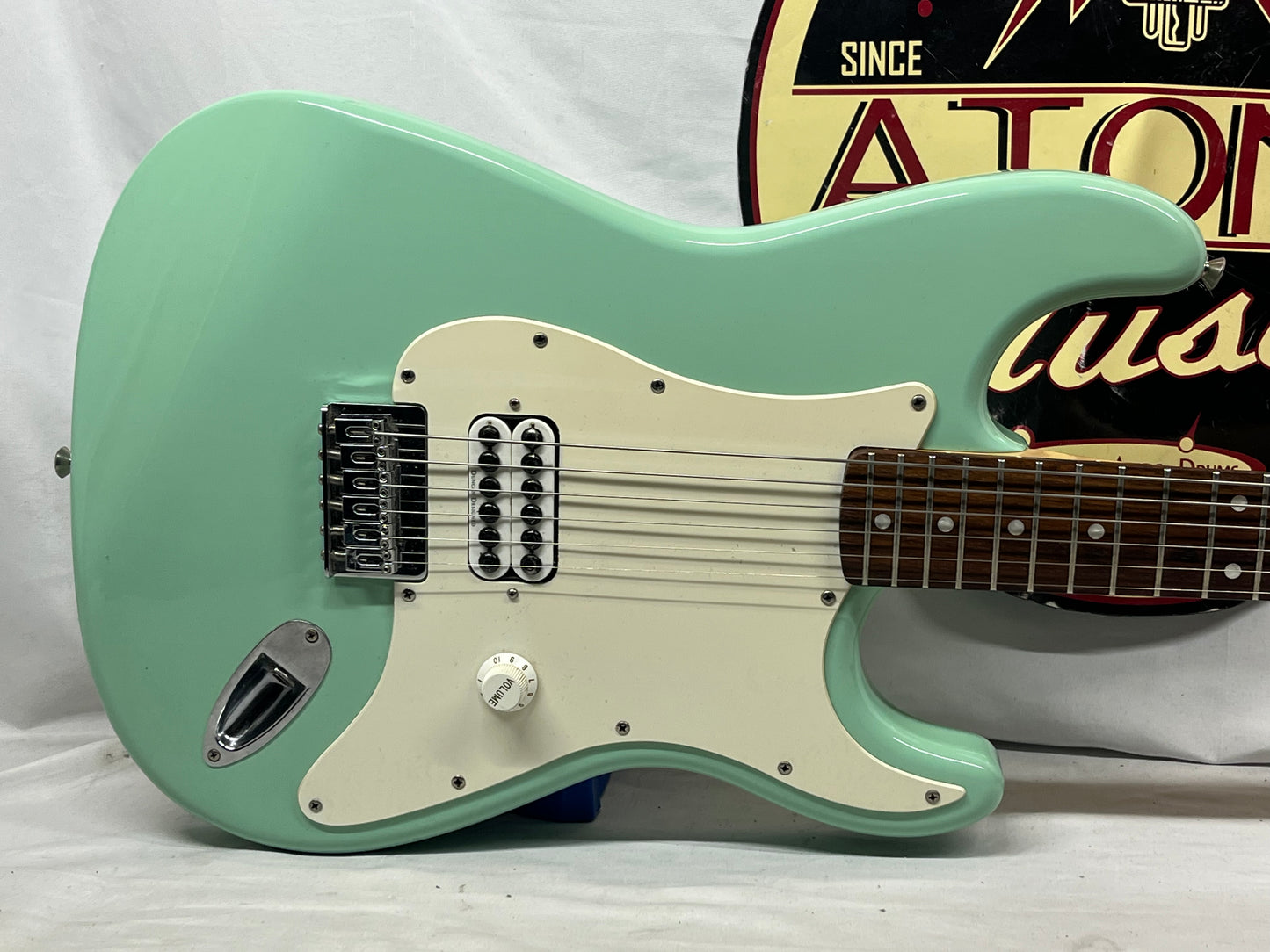 Squier Tom DeLonge Signature Stratocaster Strat Electric Guitar - Surfboard Green