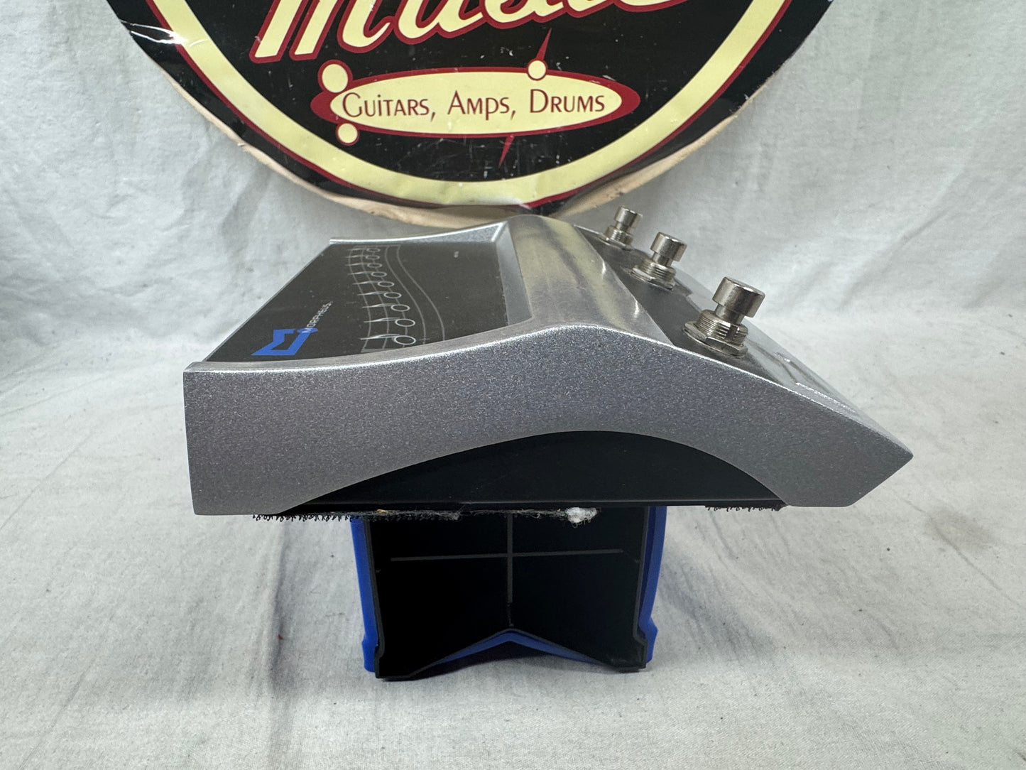 Morpheus DT1 DropTune drop tune Polyphonic Pitch Drop Pitch Shifter Pedal