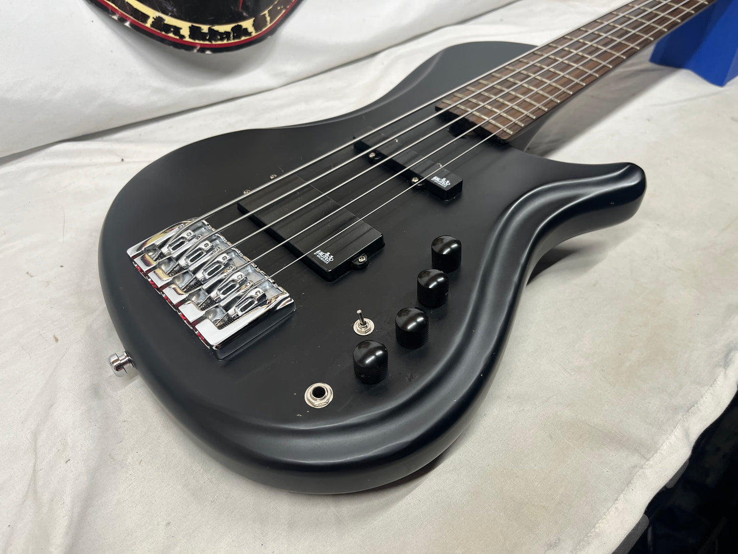 Brubaker Brute MJXSC-5 5-string Active Bass Guitar - Black
