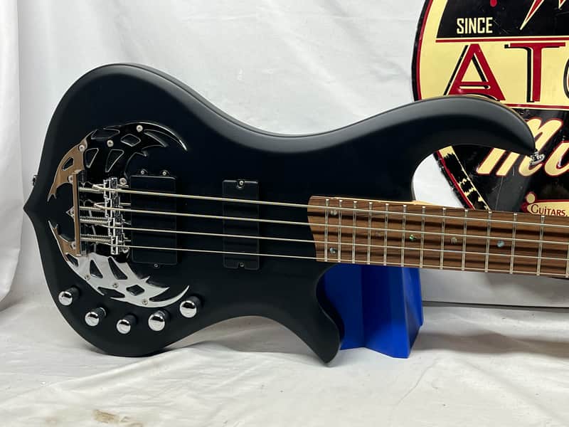 Traben Array 4 4-String Electric Bass - Image 2