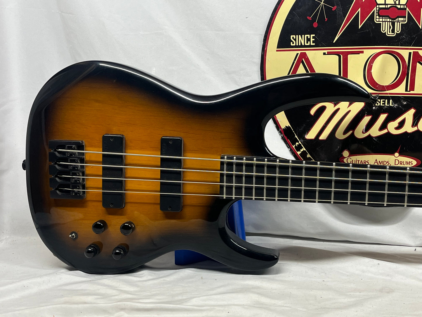 Carvin LB70 4-String Doublecut Electric Bass