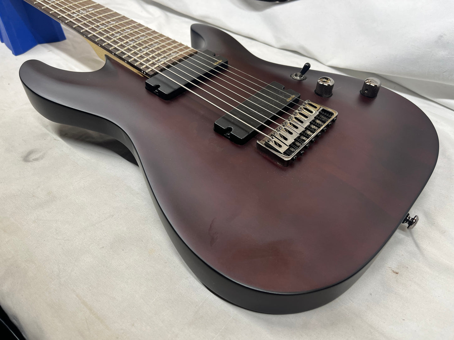 Schecter Omen-8 8-String Doublecut Electric Guitar