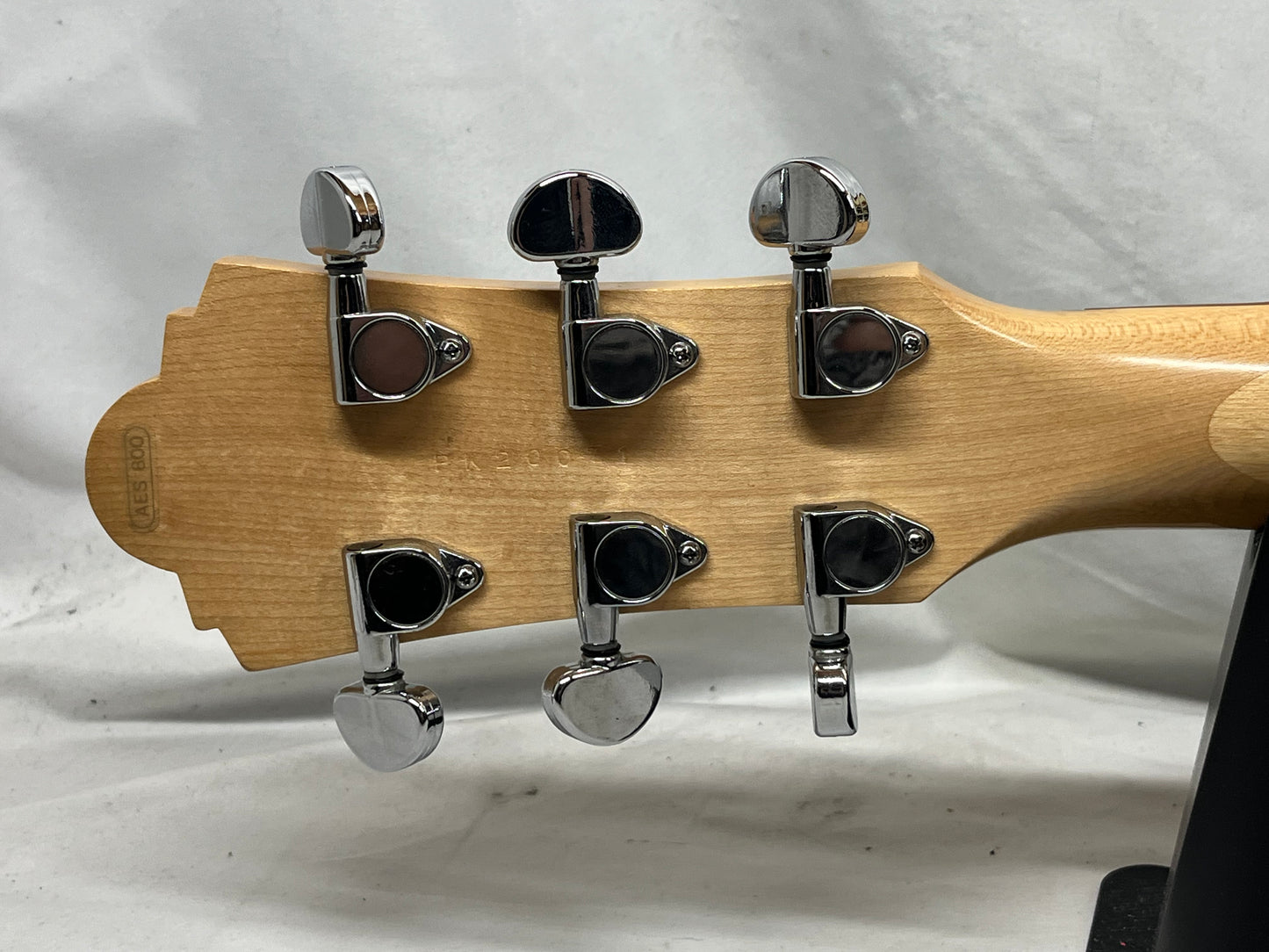 Yamaha AES800 Singlecut Electric Guitar
