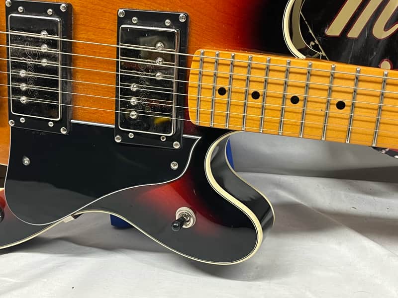 Squier Classic Vibe Starcaster Semi-Hollow Body Electric Guitar - Image 6