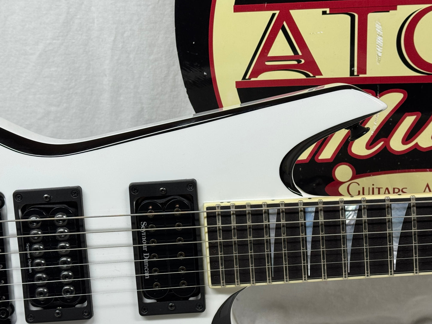 Jackson USA WR1 wr 1 Warrior Guitar with Case