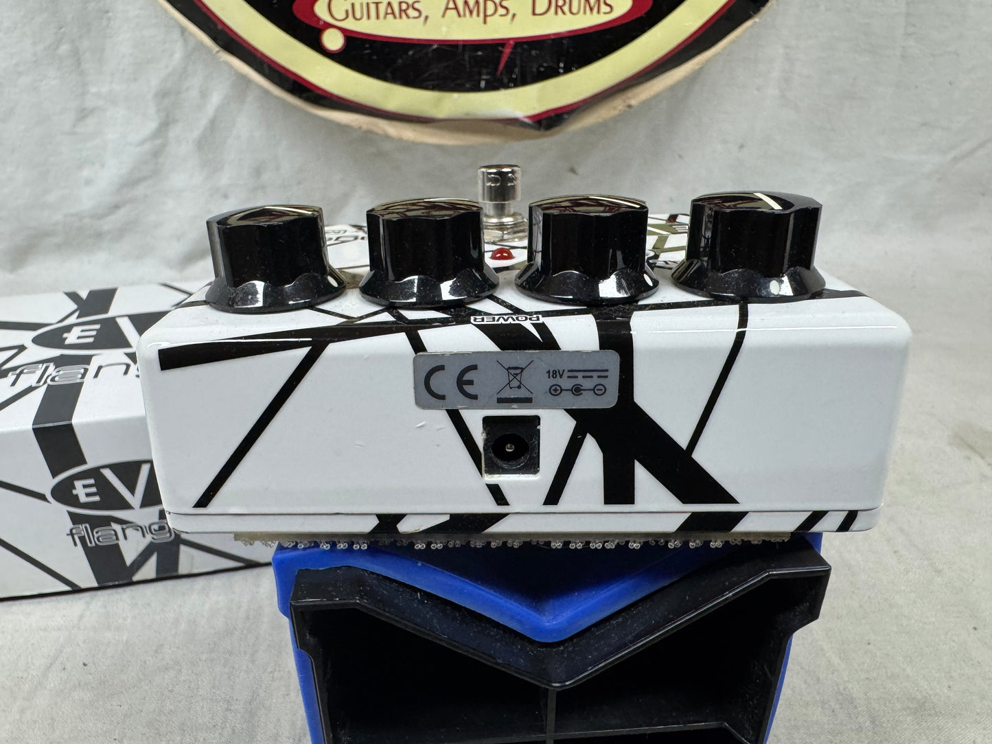 MXR EVH117 evh 117 Eddie Van Halen Signature Model Flanger Pedal with Box