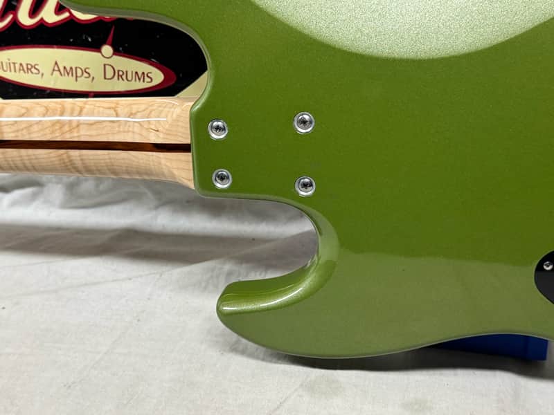 Partsbass Unknown neck on Sadowsky Body 4-string Bass - Image 12