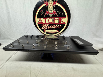 Headrush Pedalboard - Powered by Eleven / HD Expanded - Guitar Amp Modeler Multi-Effects Preamp Pedal with Soft Case