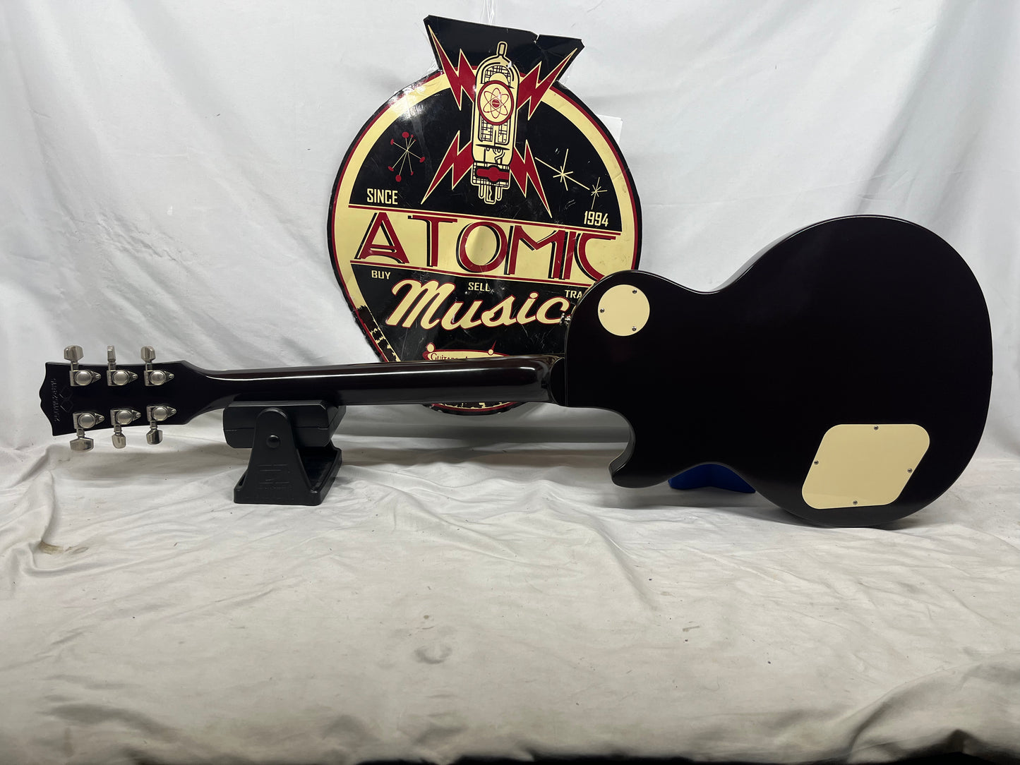 Epiphone Jeff Beck Signature Series Les Paul Standard Electric Guitar with Hard Case - Oxblood