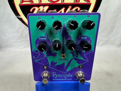 EarthQuaker Devices Pyramids Flanger Pedal