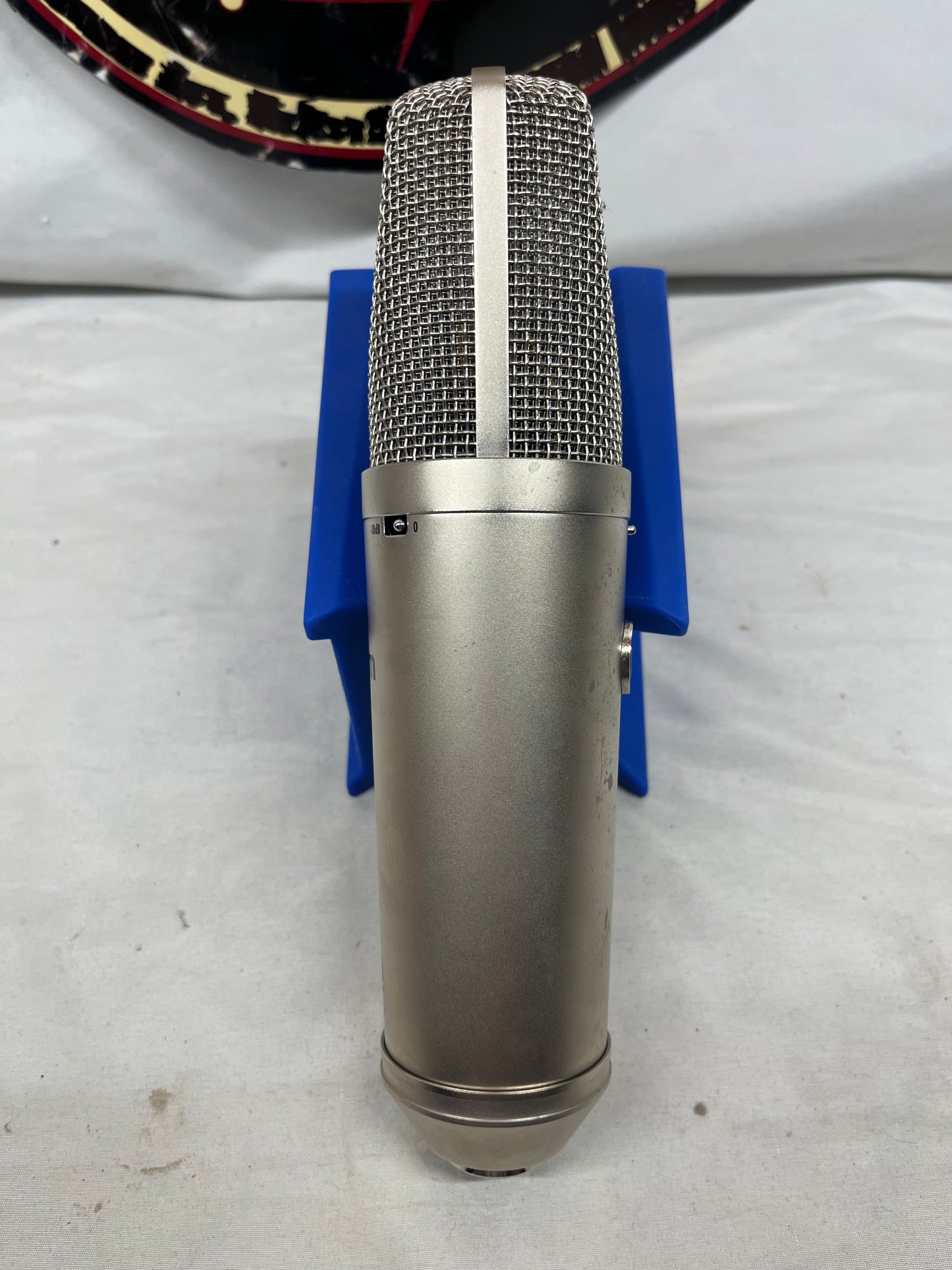 Warm Audio WA-87 R2 Multi-Pattern Condenser Microphone with Box