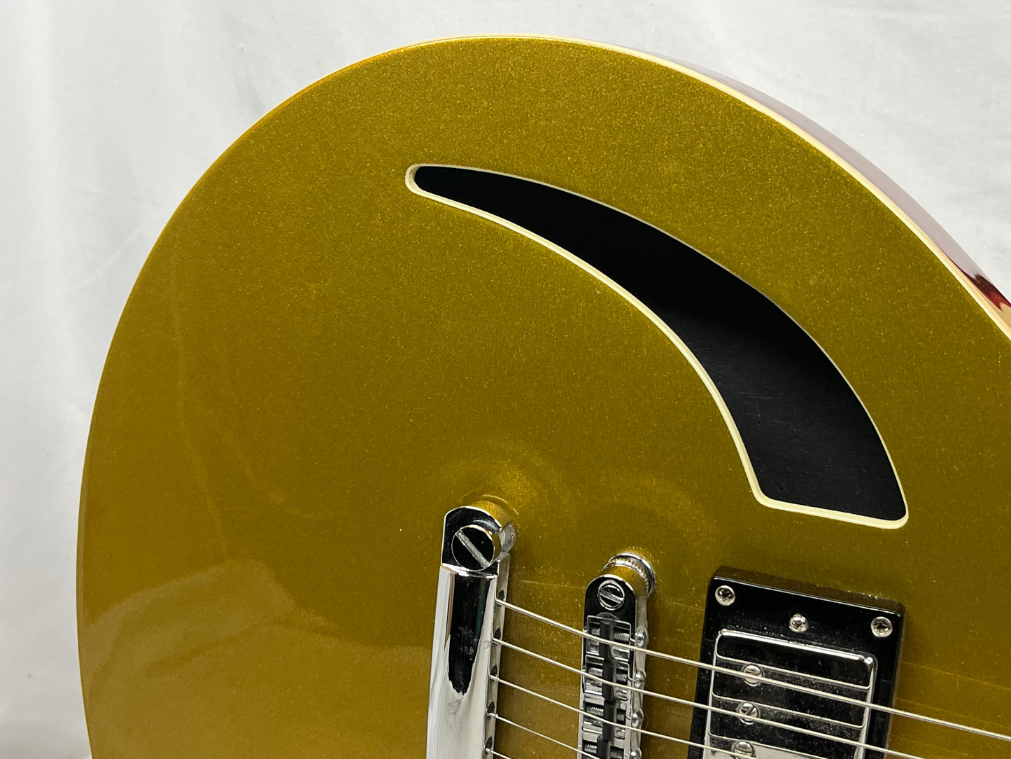 Agile Harm Semi-Hollow Body Electric Guitar - Gold Top