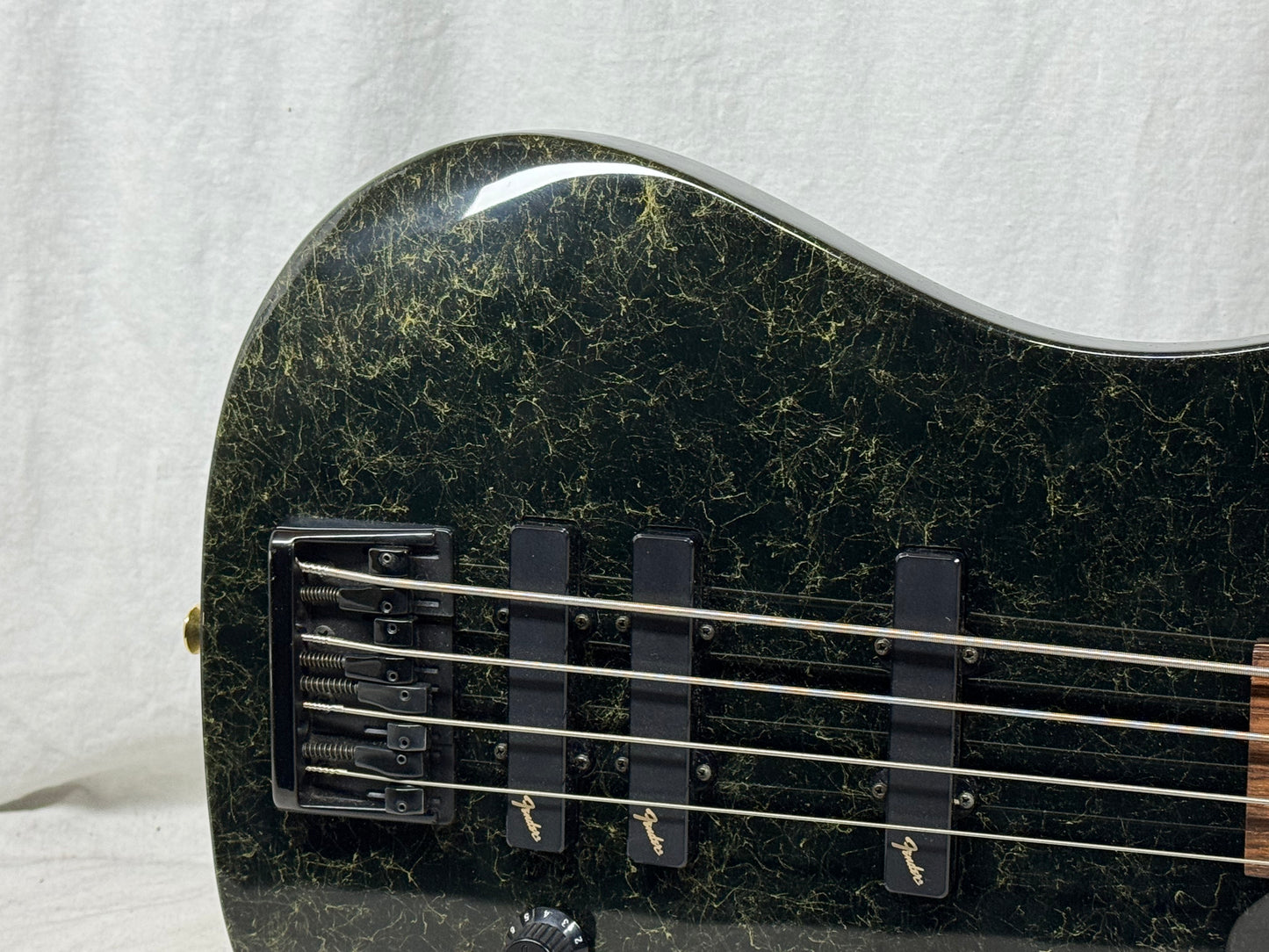 Fender HM Bass IV heavy metal 4-string Bass with Case - MIJ Made In Japan 1989 - 1990 - Green / Gold