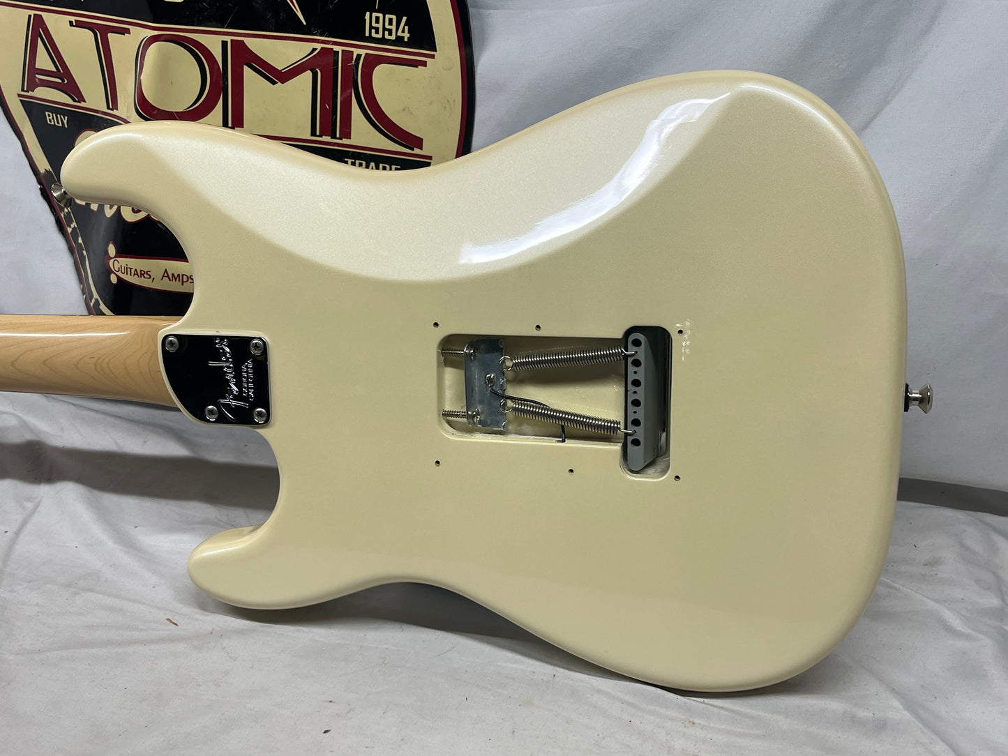 Fender American Elite Stratocaster Strat Shawbucker Electric Guitar with Hard Case